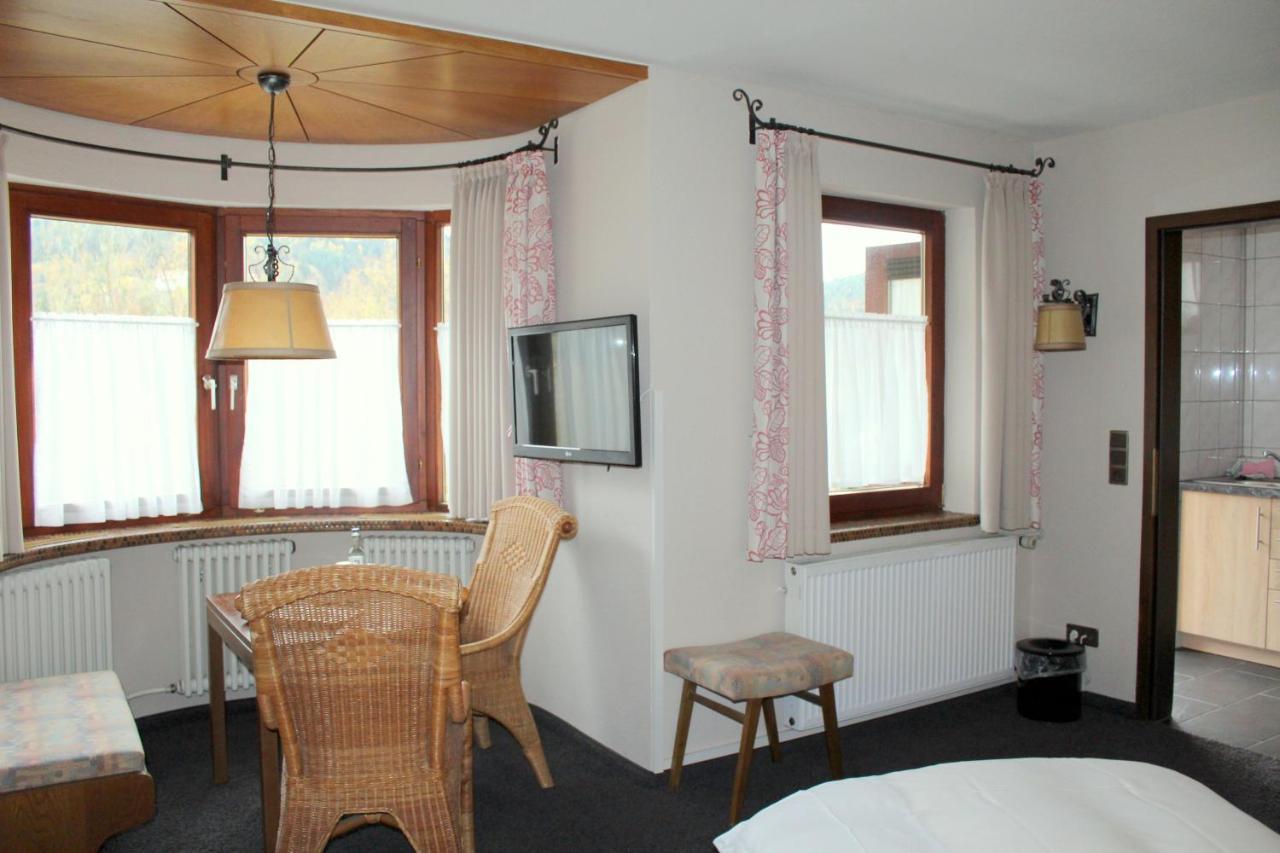 Hotel Am Bad-Wald Bad Liebenzell Bagian luar foto