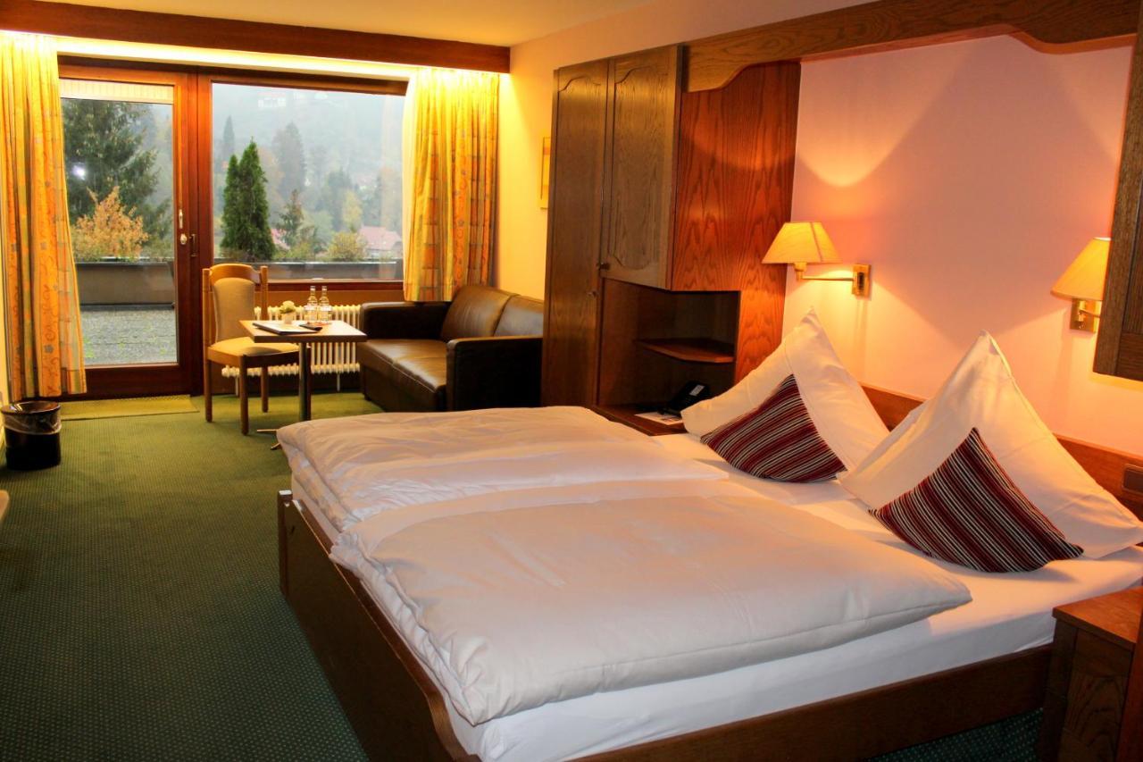 Hotel Am Bad-Wald Bad Liebenzell Bagian luar foto