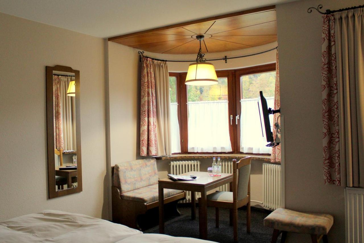 Hotel Am Bad-Wald Bad Liebenzell Bagian luar foto