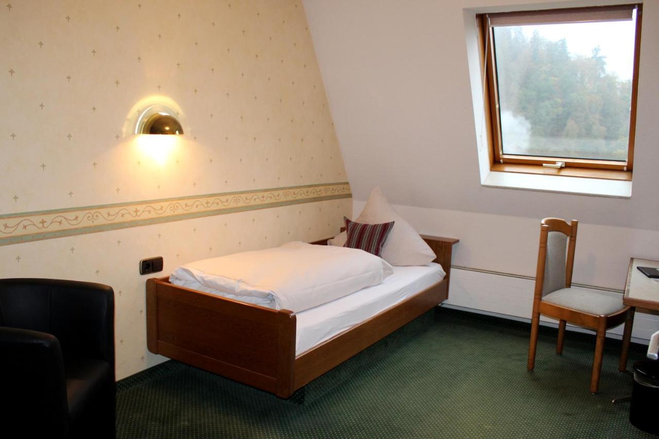 Hotel Am Bad-Wald Bad Liebenzell Bagian luar foto