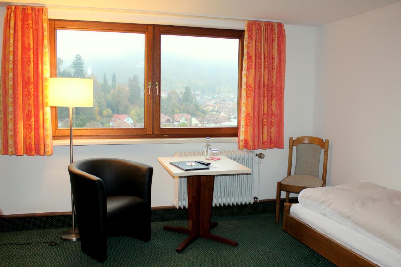 Hotel Am Bad-Wald Bad Liebenzell Bagian luar foto